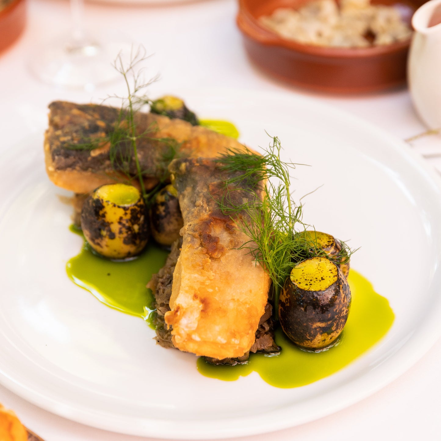 Łosoś pieczony z musem chrzanowym