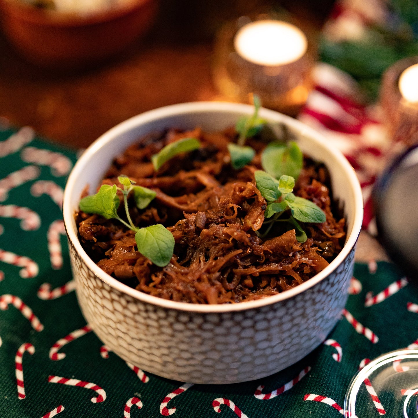 Bigos staropolski z konfiturą z wiśni