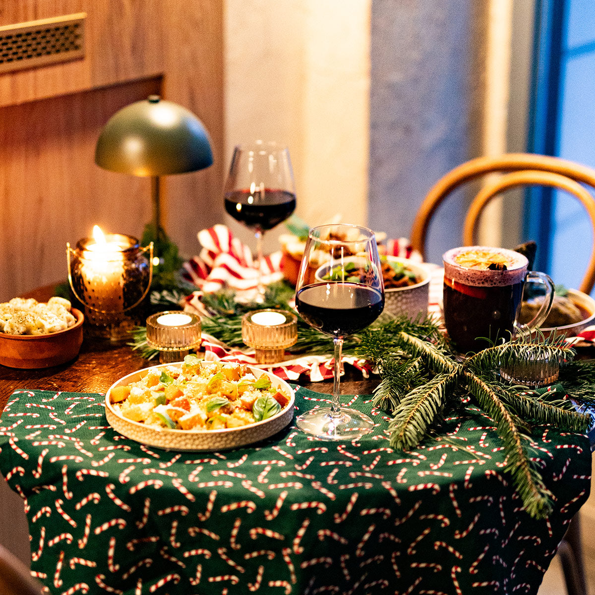 Żurek na zakwasie z białą kiełbasą i boczkiem